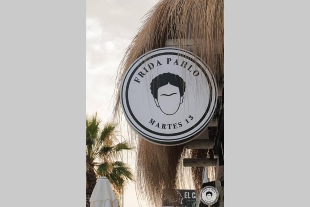 Frida Pahlo Apartment มาลากา ภายนอก รูปภาพ