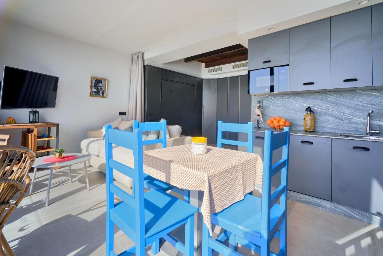 Frida Pahlo Apartment มาลากา ภายนอก รูปภาพ