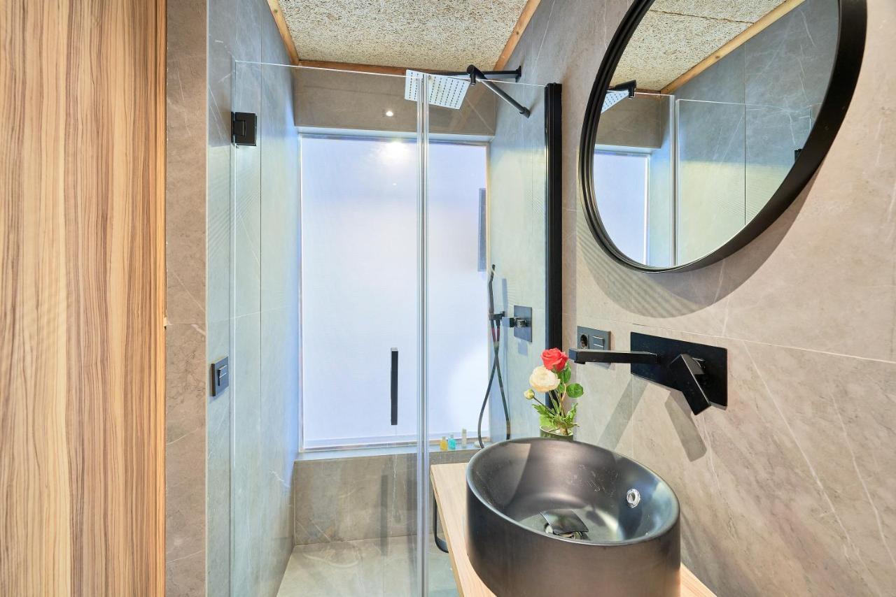 Frida Pahlo Apartment มาลากา ภายนอก รูปภาพ